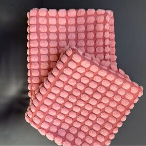 Pink Textured pillow cases